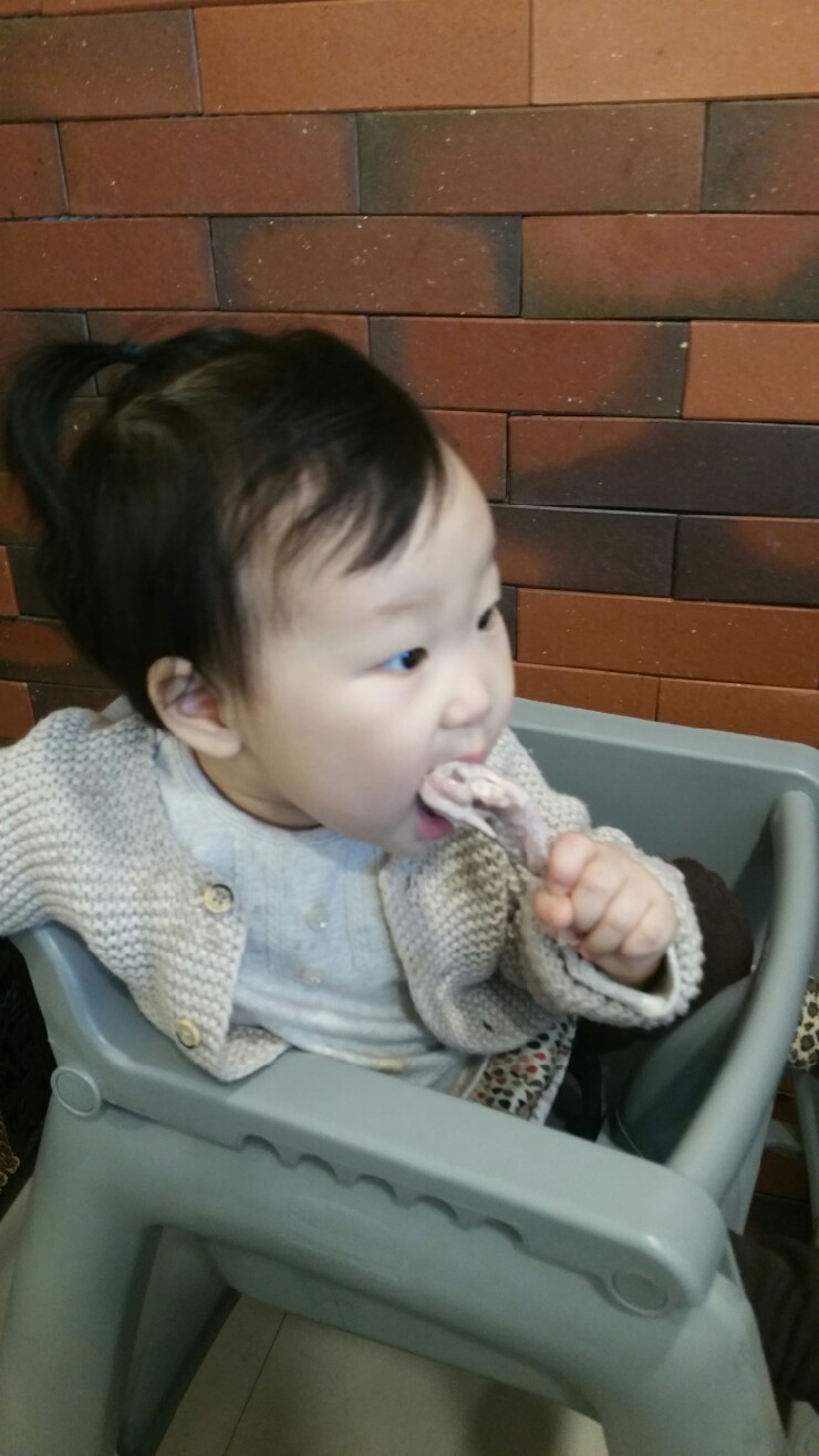 랄라홍 이미지