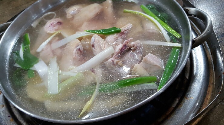 공릉동닭한마리 이미지