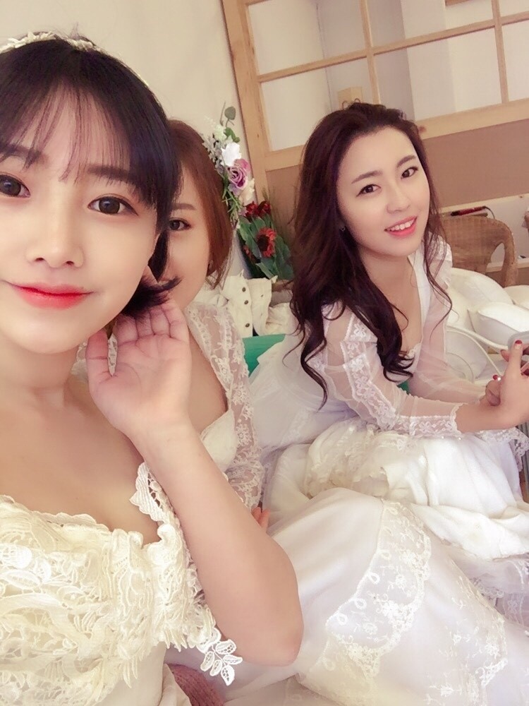사월의레나 이미지