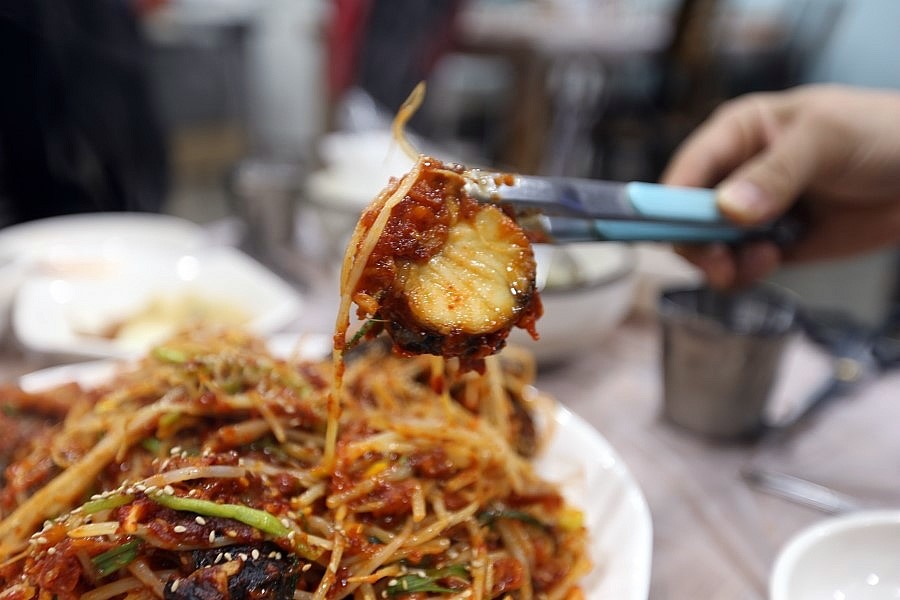 족발이랑아구 이미지