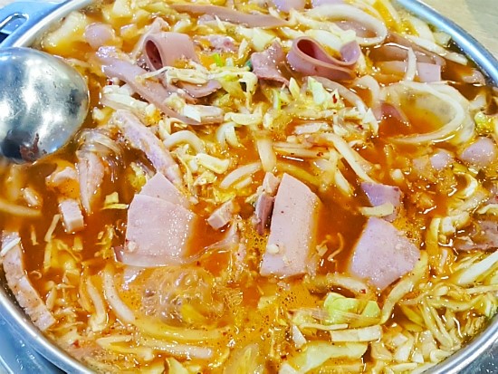 명동돈까스.부대찌개 이미지