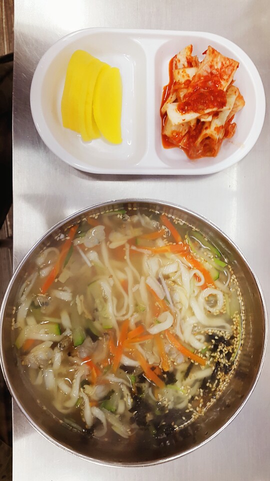 숙이네국수 이미지