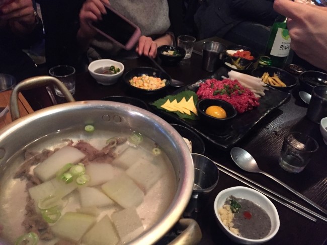 육회공장 이미지