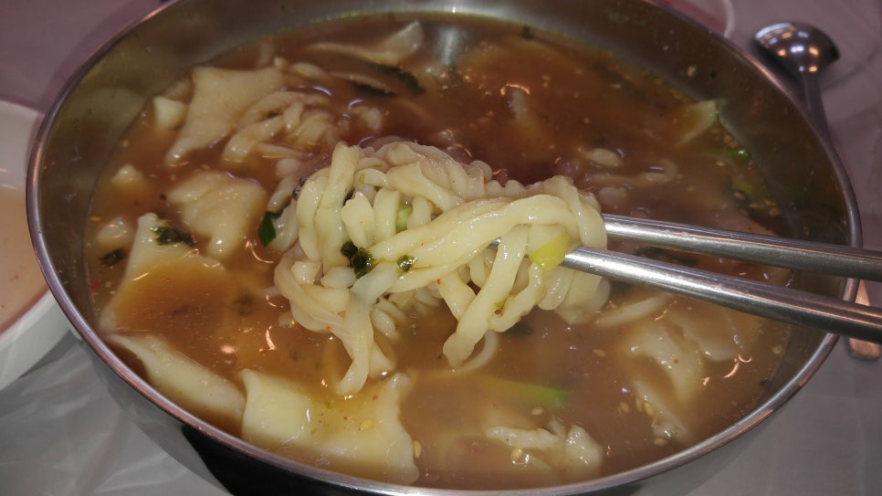모이세홍두깨손칼국수 이미지