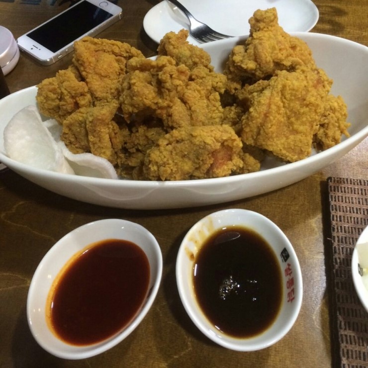 쌀통닭 이미지