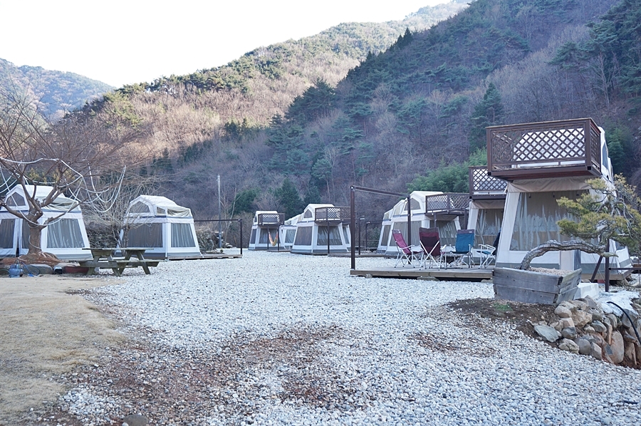 흙내음 글램핑 이미지