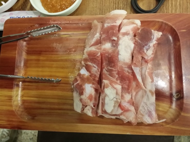 군자생고기 이미지