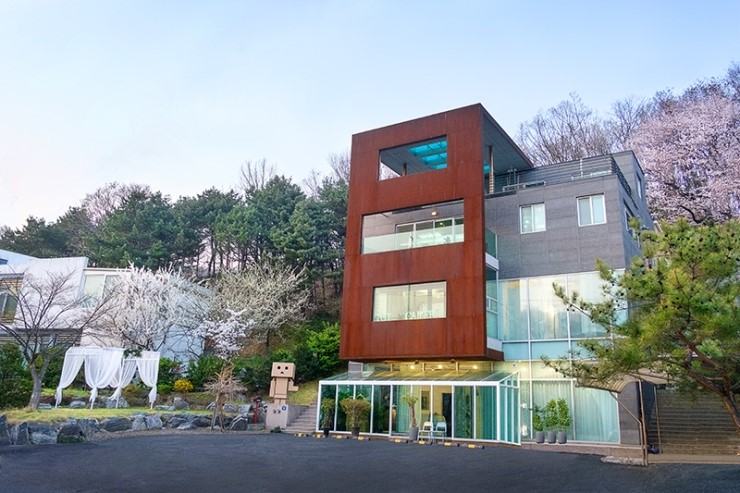 봄이오다스튜디오 이미지