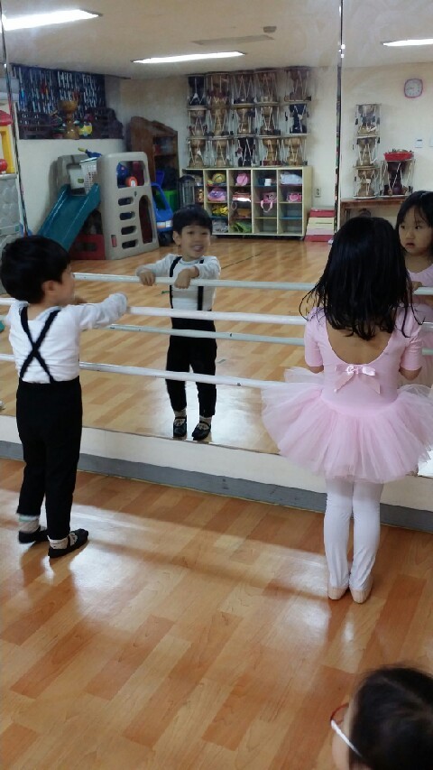 우현유치원 이미지
