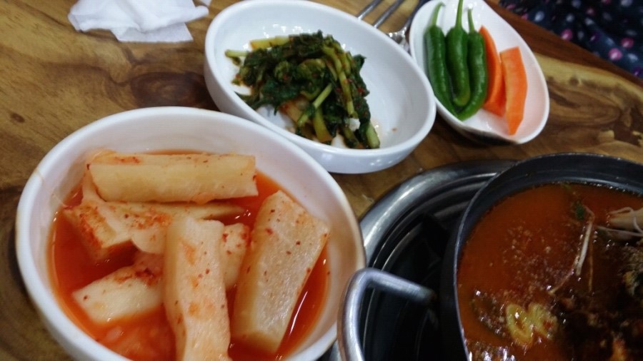 이대조뼈다귀해장국 이미지