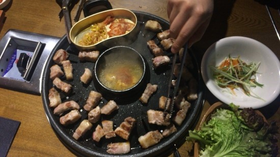 삼겹삼겹 이미지