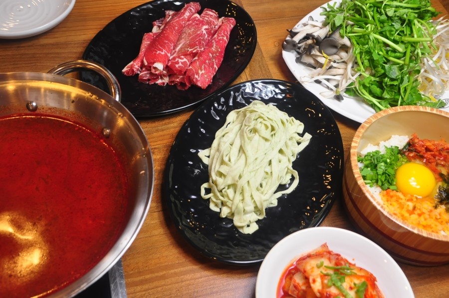 착한손샤브칼국수 이미지