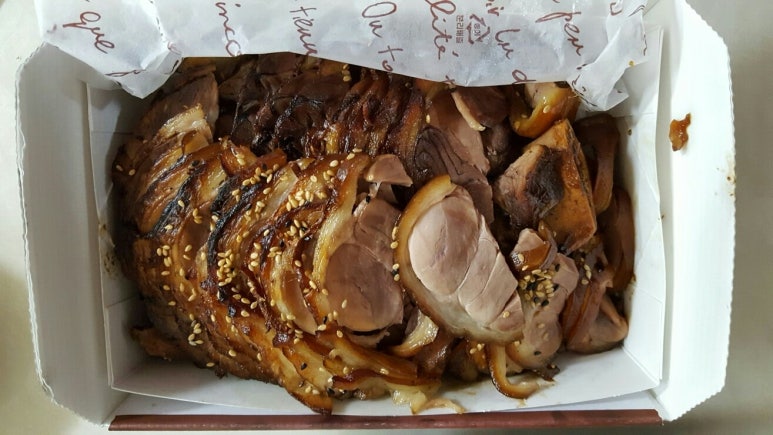 놀부왕족발 이미지