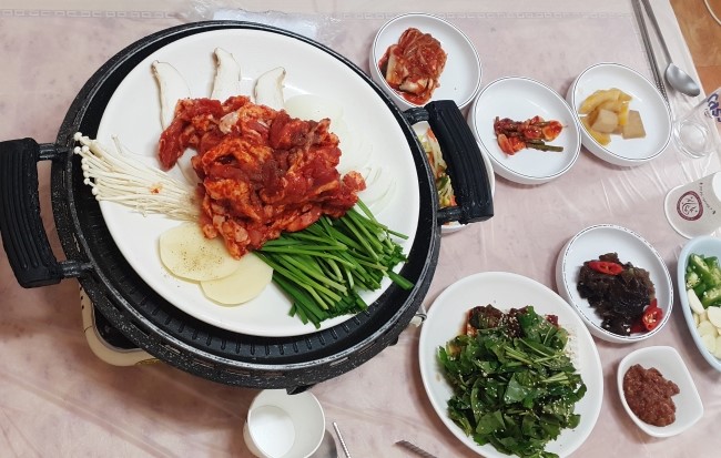 박지현생오리불고기 이미지