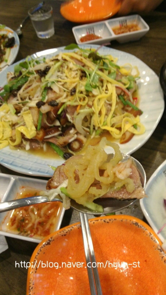 용족발용국수 이미지