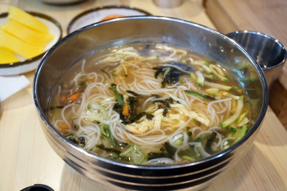 네이처리퍼블릭종합운동장역 이미지