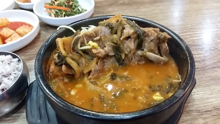 통큰감자탕 이미지