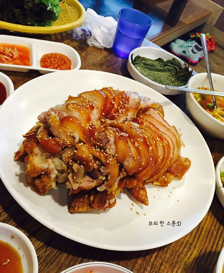 둥지마을왕족발 이미지