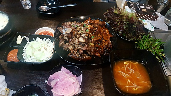 불불이족발 이미지