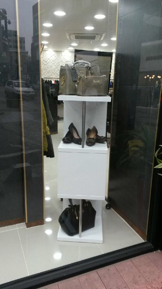 윤순영패션 이미지