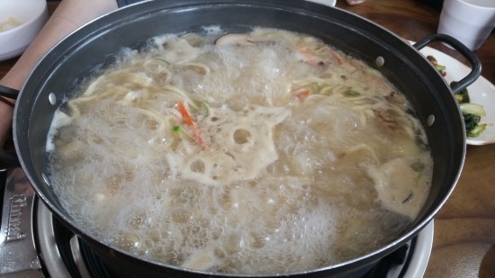 즉석칼국수 이미지