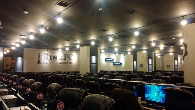 더킹피씨방 이미지