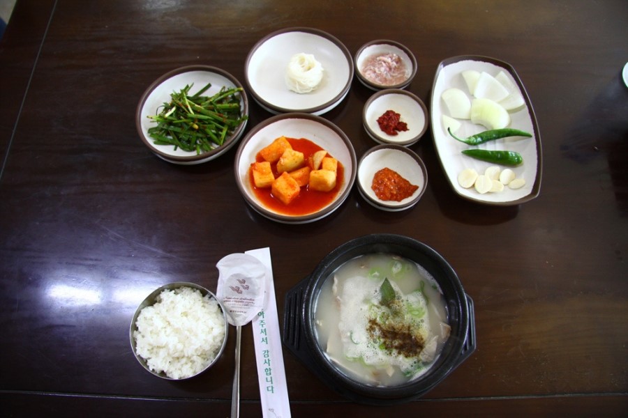 밀양돼지국밥 이미지