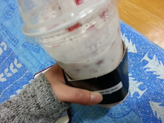 리얼생딸기우유 이미지