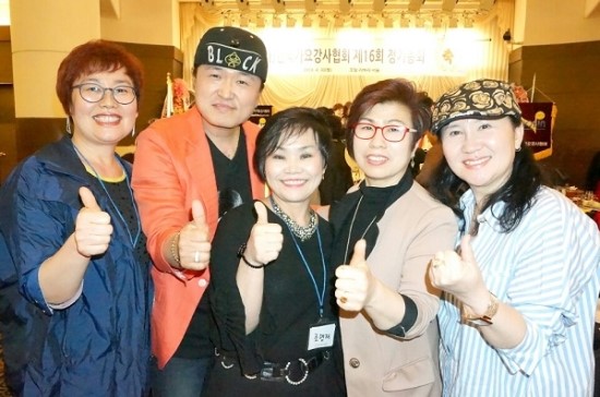 사) 노래강사협회 이미지
