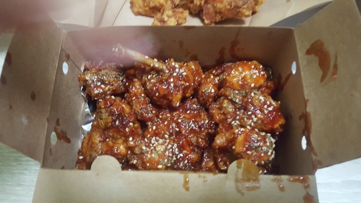 노랑통닭 이미지