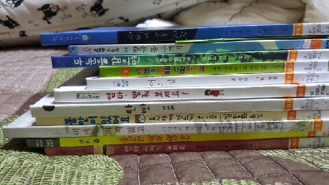 마녀의황금새벽 이미지