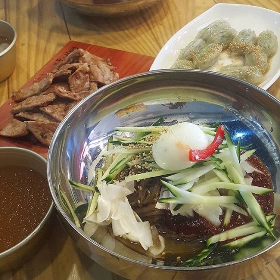 불독냉면 이미지
