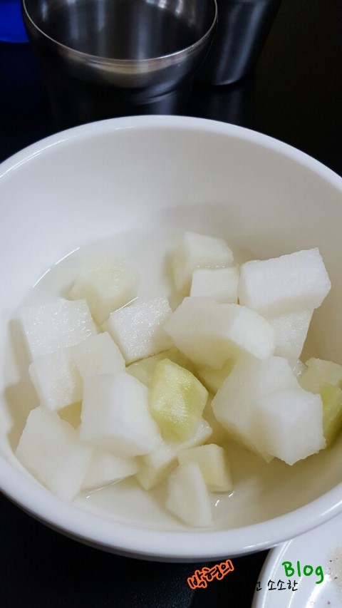 와룡통닭 이미지