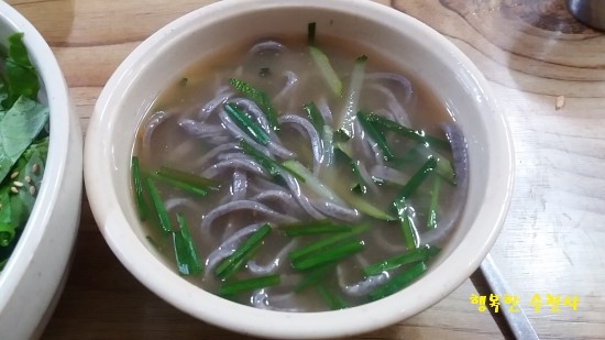 매화칼국수 이미지