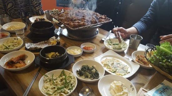 한성숯불갈비 이미지
