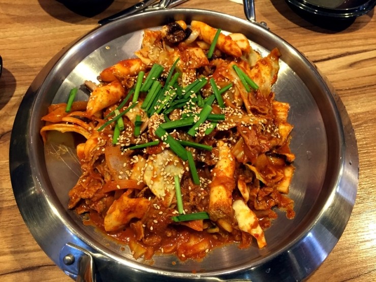 차돌박힌쭈꾸미 이미지