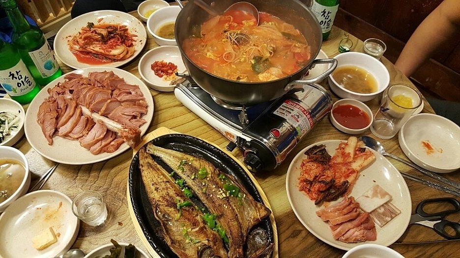 꽃돼지포차 이미지