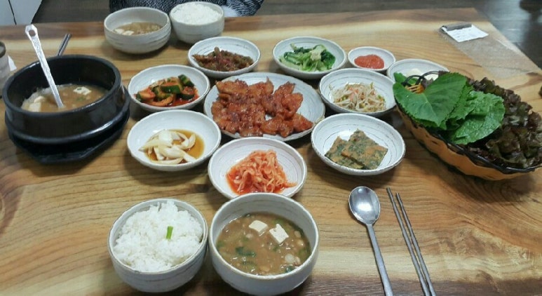 고향밥상 이미지