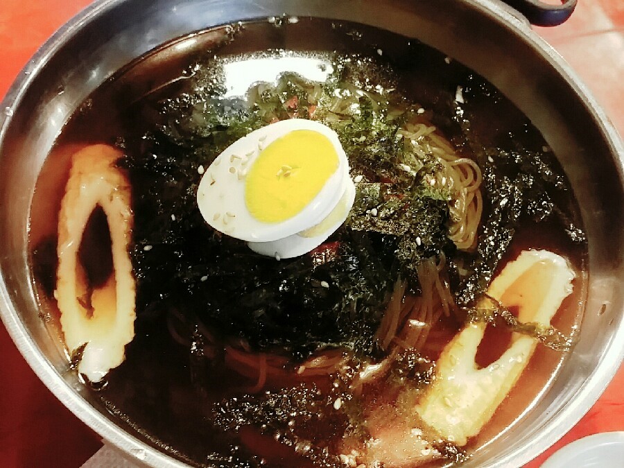 윤동균한방쑥면 이미지