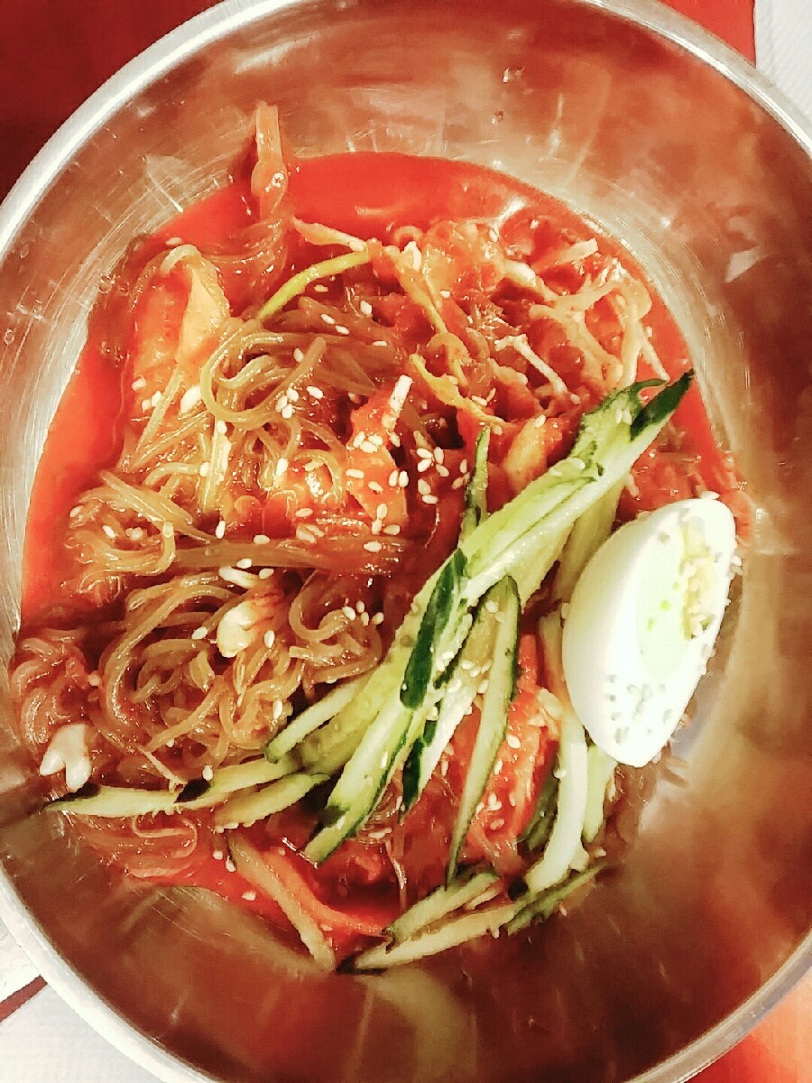 윤동균한방쑥면 이미지