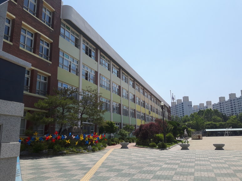 대구관천초등학교 이미지