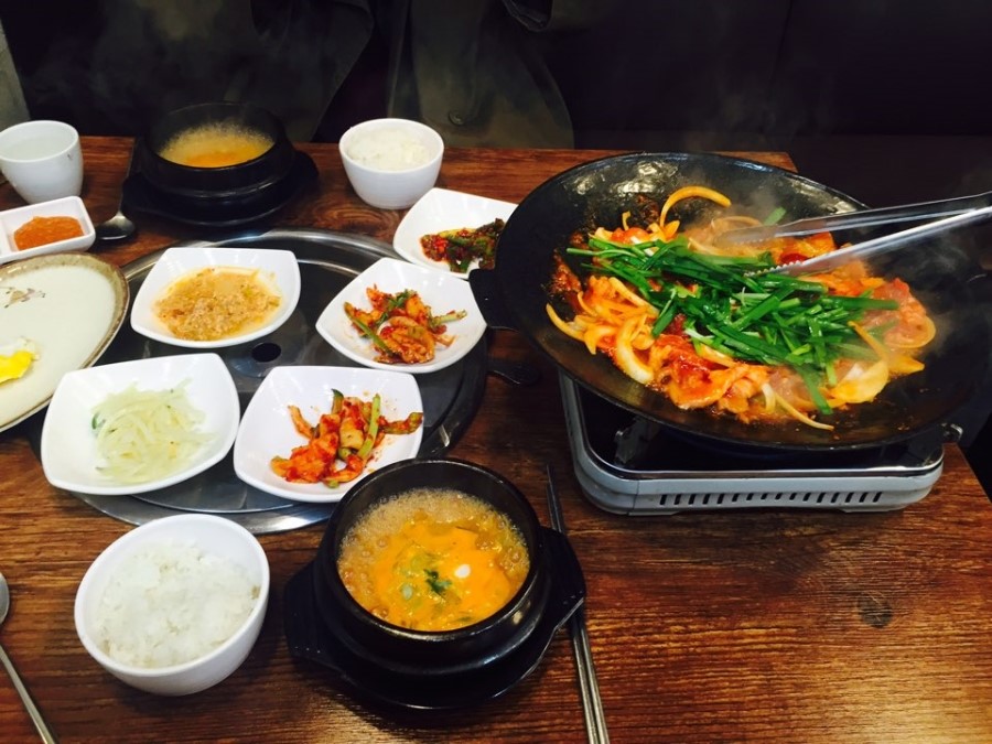 지리산꺼먹돼지 이미지