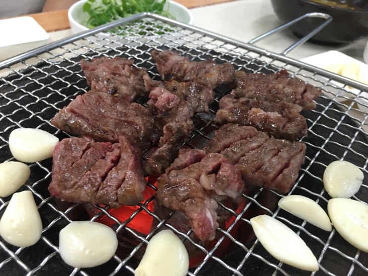 200%한우터 이미지