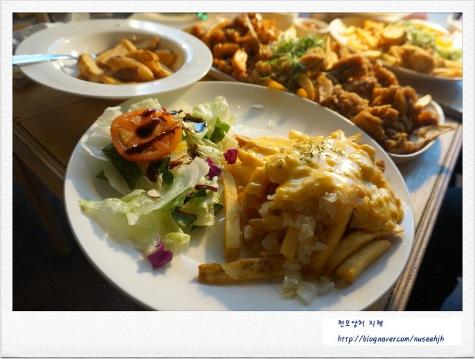 이삼치킨 이미지