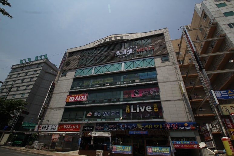 초코렛모텔 이미지