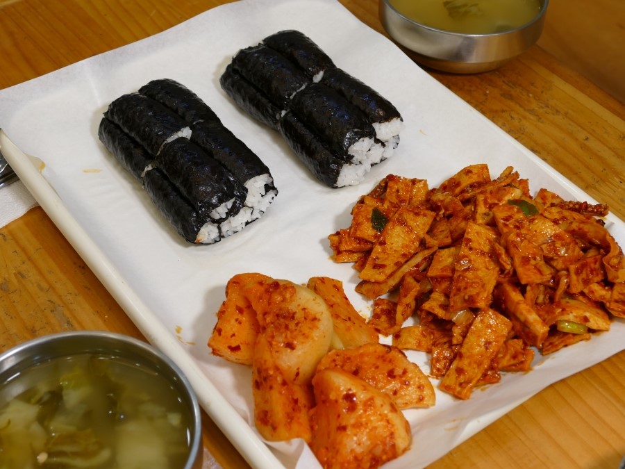 할매손충무김밥 이미지