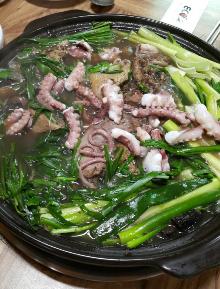 명성능이버섯백숙 이미지