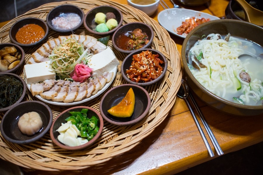 궁림바지락칼국수경주 이미지