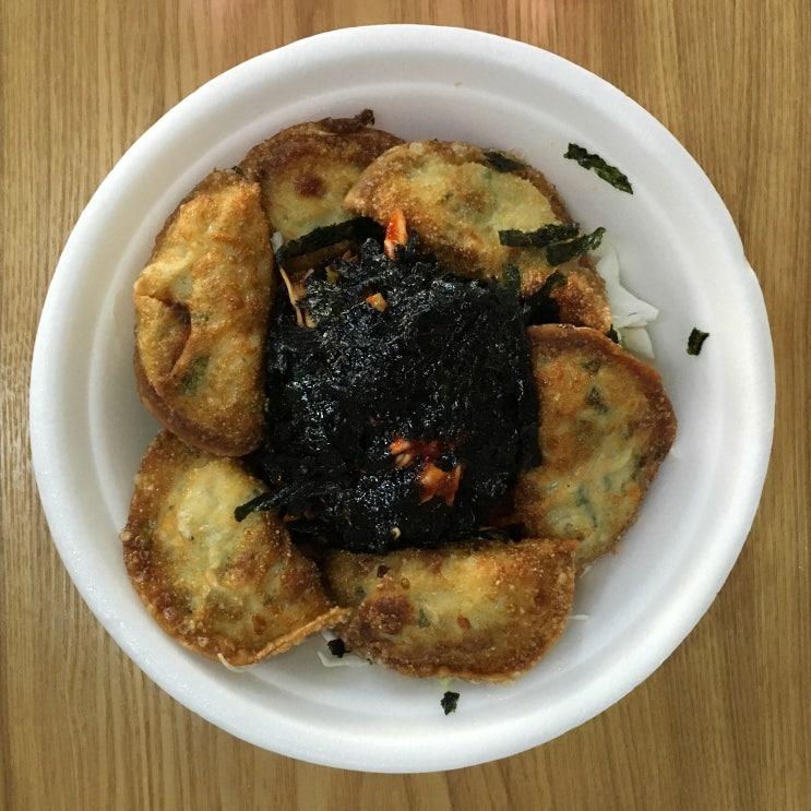 황소왕만두 이미지
