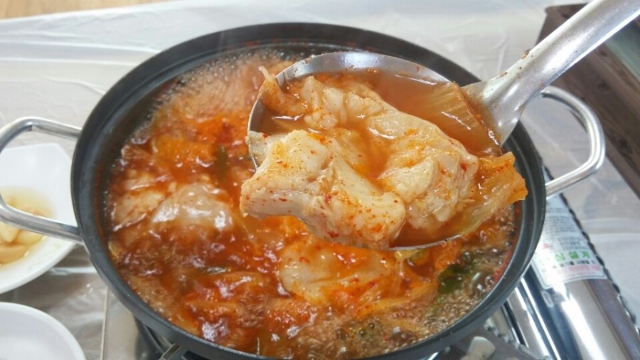 속초곰치국 이미지